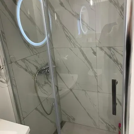 Beauty In Centar * פולה